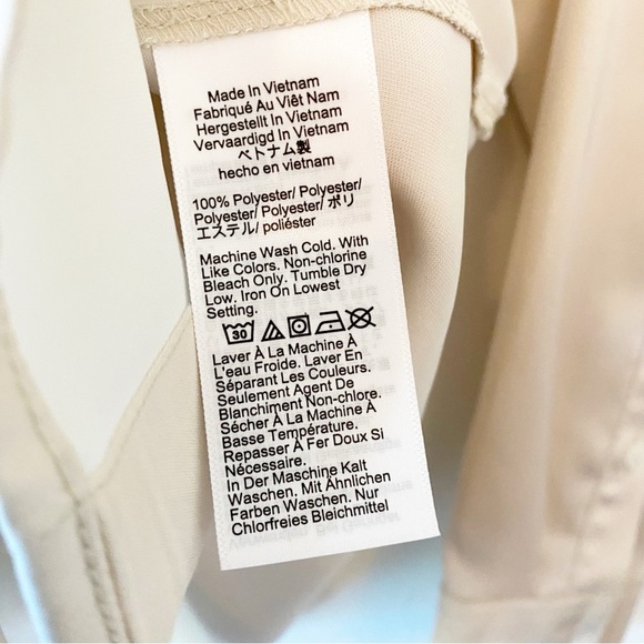 J. CREW Slim Fit Drapey Shirt In Luster Crepe Size 8 Old Money - Picture 9 of 9